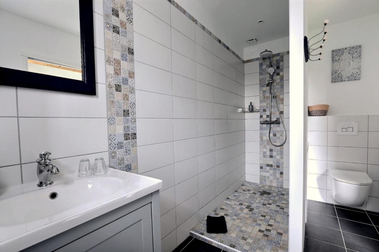 La Parenthese Epicurienne Bed and Breakfast Μποβέ Εξωτερικό φωτογραφία