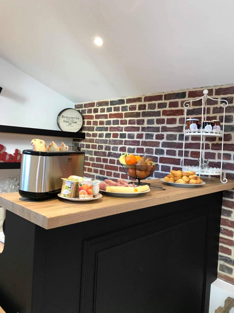 La Parenthese Epicurienne Bed and Breakfast Μποβέ Εξωτερικό φωτογραφία